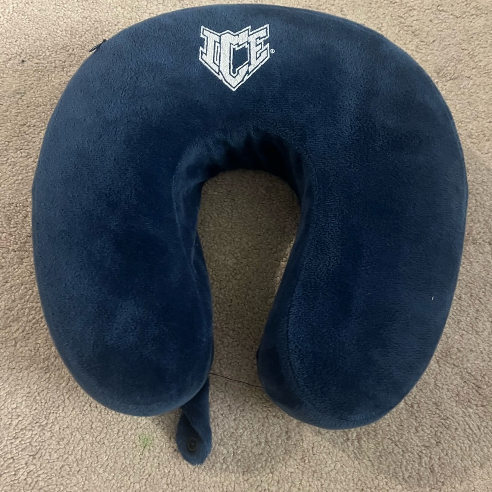 Ice allstars neck pillow